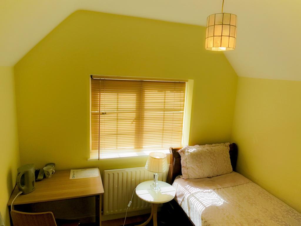 Angel View Bed and Breakfast Guildford Kamer foto