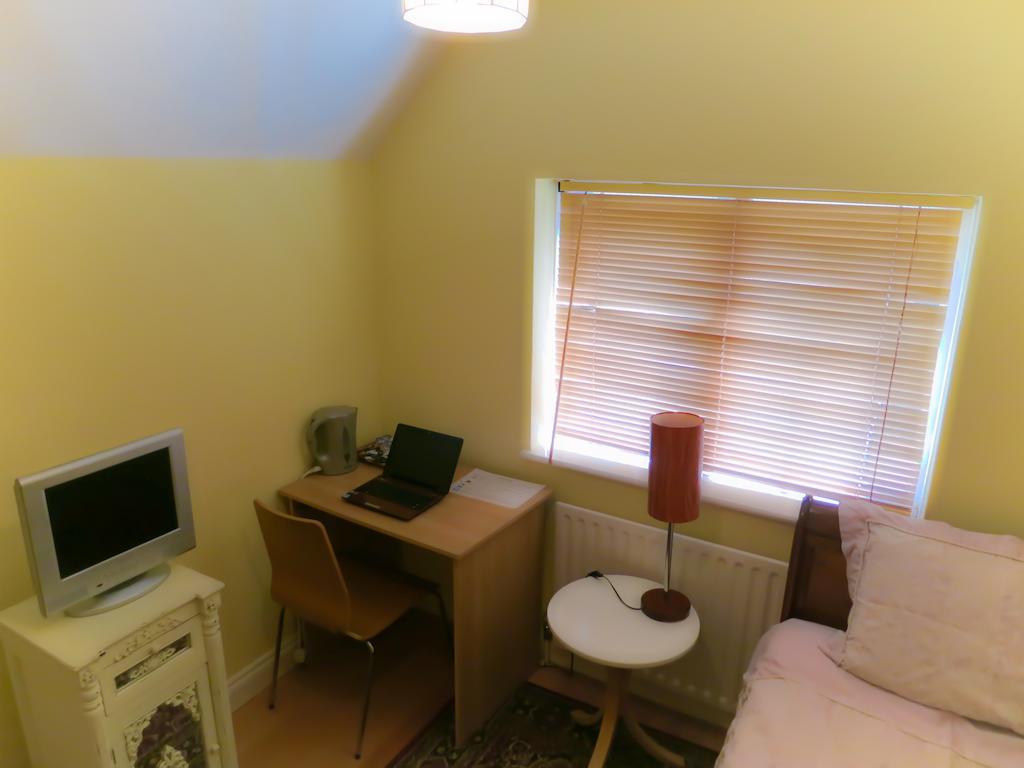 Angel View Bed and Breakfast Guildford Kamer foto