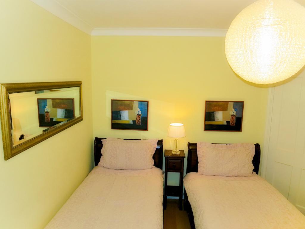Angel View Bed and Breakfast Guildford Kamer foto